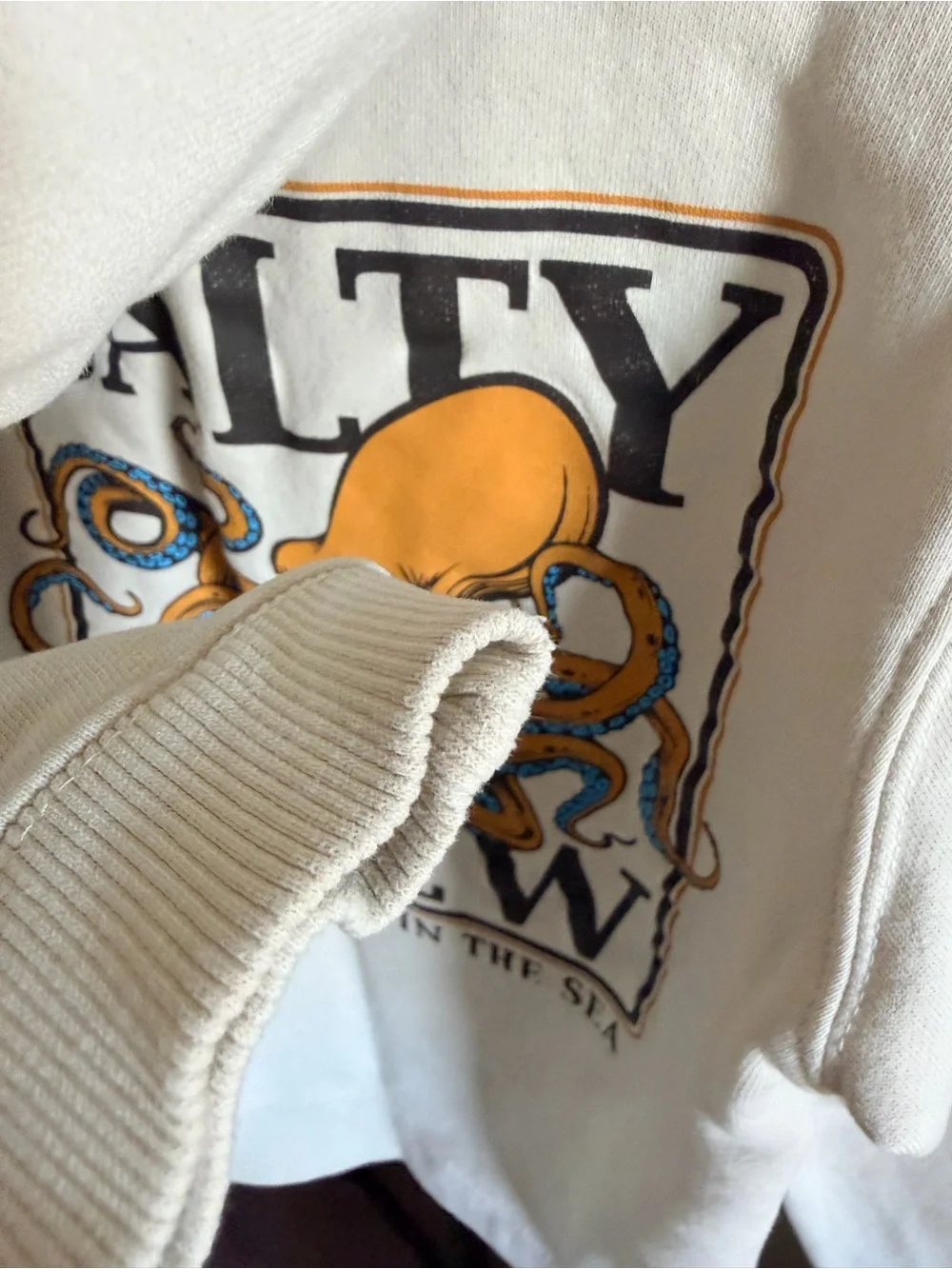 Salty Crew Octopus Graphic Hoodie – Size Small